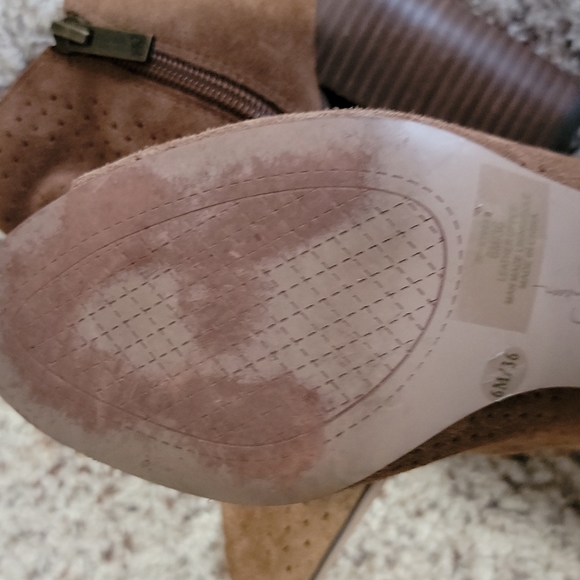 Open toed brown booties - Picture 5 of 7